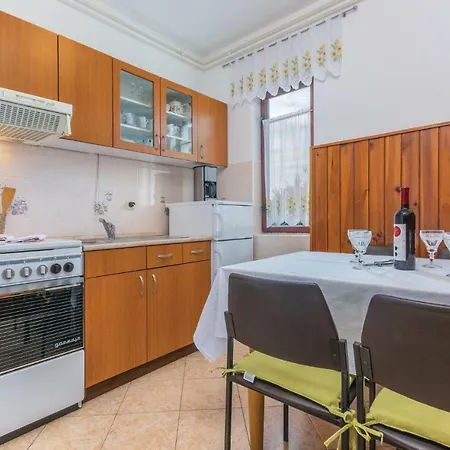 Daire Two-bedroom In Poreč