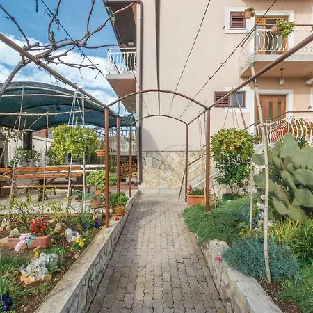 Two-bedroom In Daire
